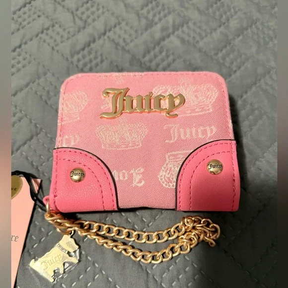 Juicy Couture Pink Wallet with Gold Accents - Picture 2 of 9